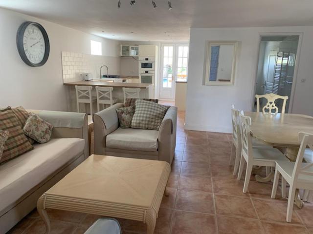 La Cour Des Cloches Bed & Breakfast Mainxe ภายนอก รูปภาพ
